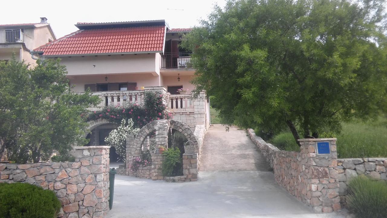 Ruza Apartment สกราดิน ภายนอก รูปภาพ